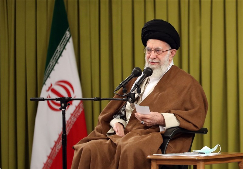 رهبرانقلاب: حرکت مدافعان حرم ایران و منطقه را نجات داد 